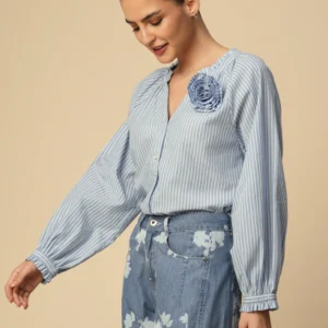 Women Regular Fit Top with Tie-Up Neck